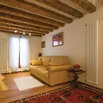 Ca' Bottacin Apartament *